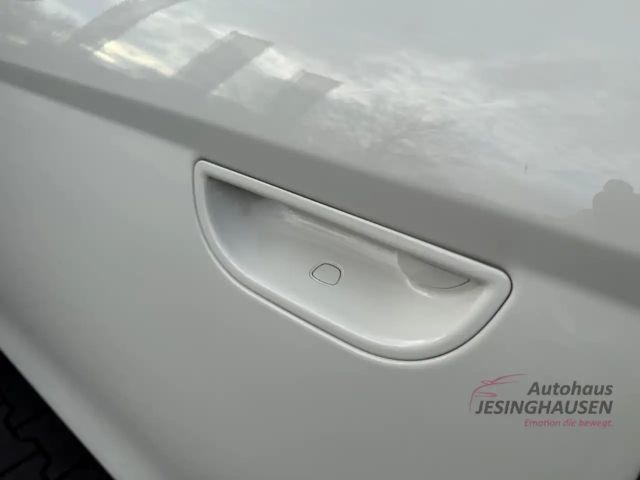 Fiat 500e +Rückfahrkam.+Klimaaut.+Tempomat+Sitzheizung