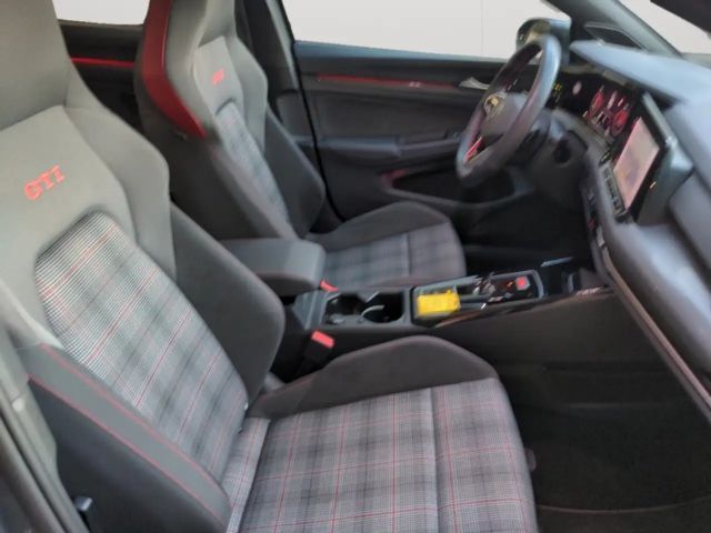 Volkswagen Golf 2.0 TSI DSG Golf VIII