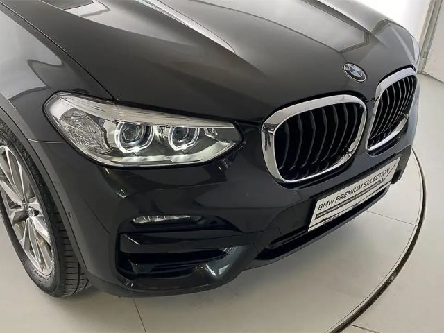 BMW X3 xDrive30e