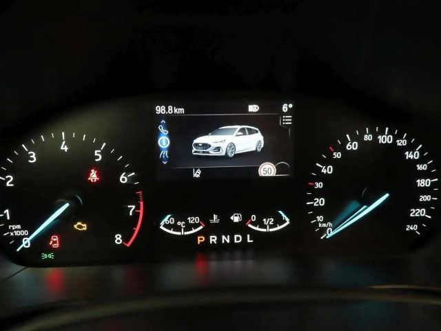 Ford Focus ST Line Wagon