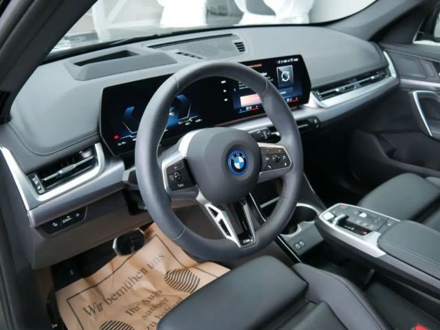 BMW iX1 xDrive30