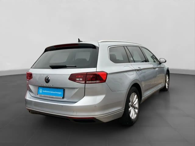 Volkswagen Passat 2.0 TDI Business DSG Variant