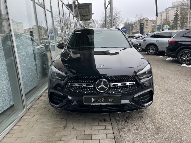 Mercedes-Benz GLA 220 4MATIC AMG Line