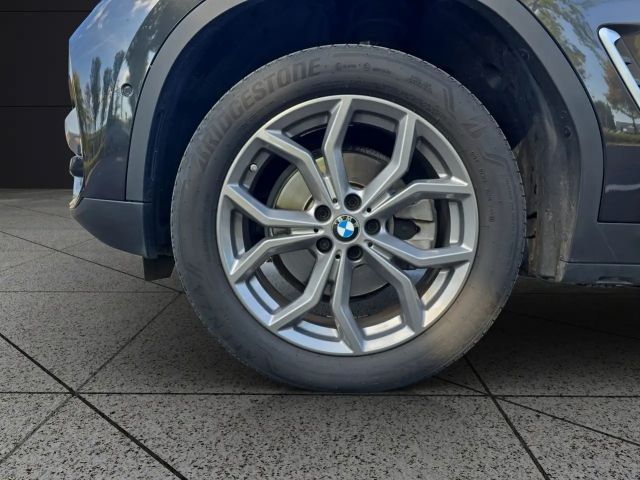 BMW X3 xDrive20i