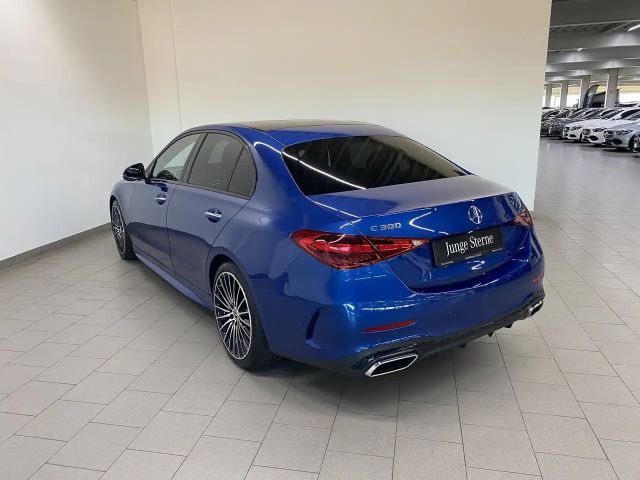 Mercedes-Benz C 300 AMG Line Sedan