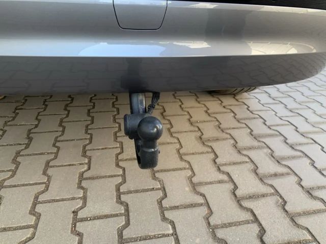 Land Rover Discovery Dynamic SE