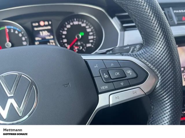 Volkswagen Passat DSG GTE Variant