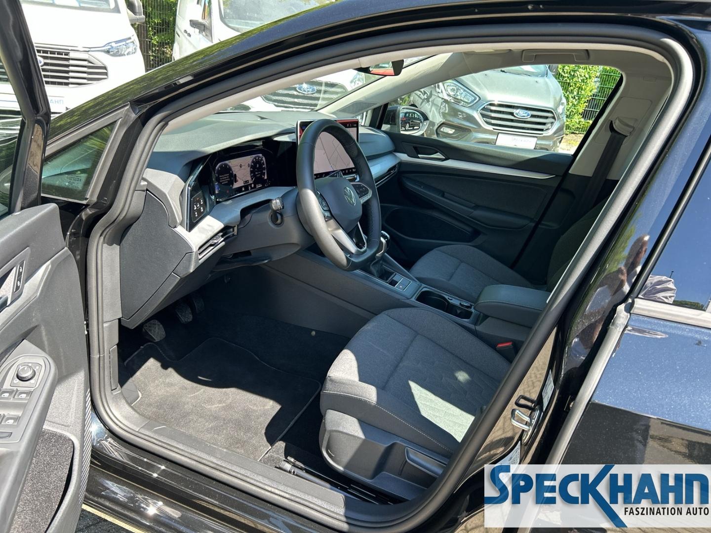 Volkswagen Golf 1.5 TSI Golf VIII Life