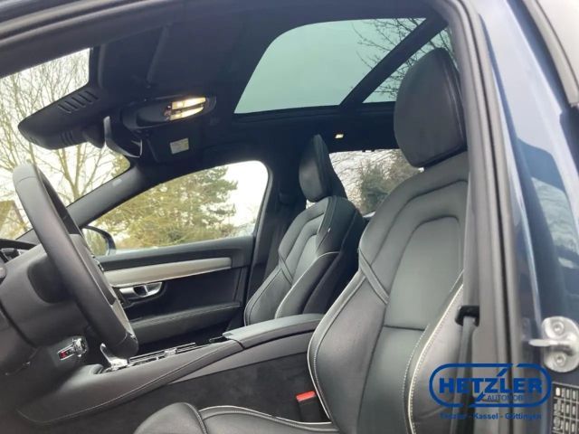 Volvo V90 AWD Dark Recharge Ultimate