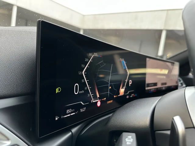 BMW 320 320d M-Sport Touring xDrive