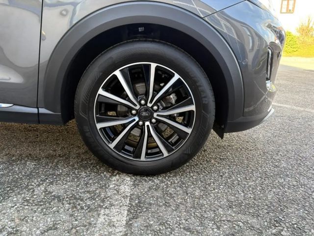 Ford Puma EcoBoost Titanium