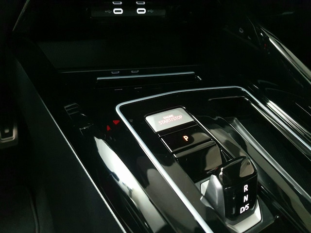 Volkswagen Golf 2.0 TSI DSG GTI