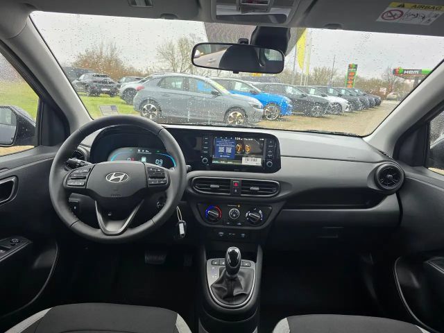 Hyundai i10 1.0 2WD Trend