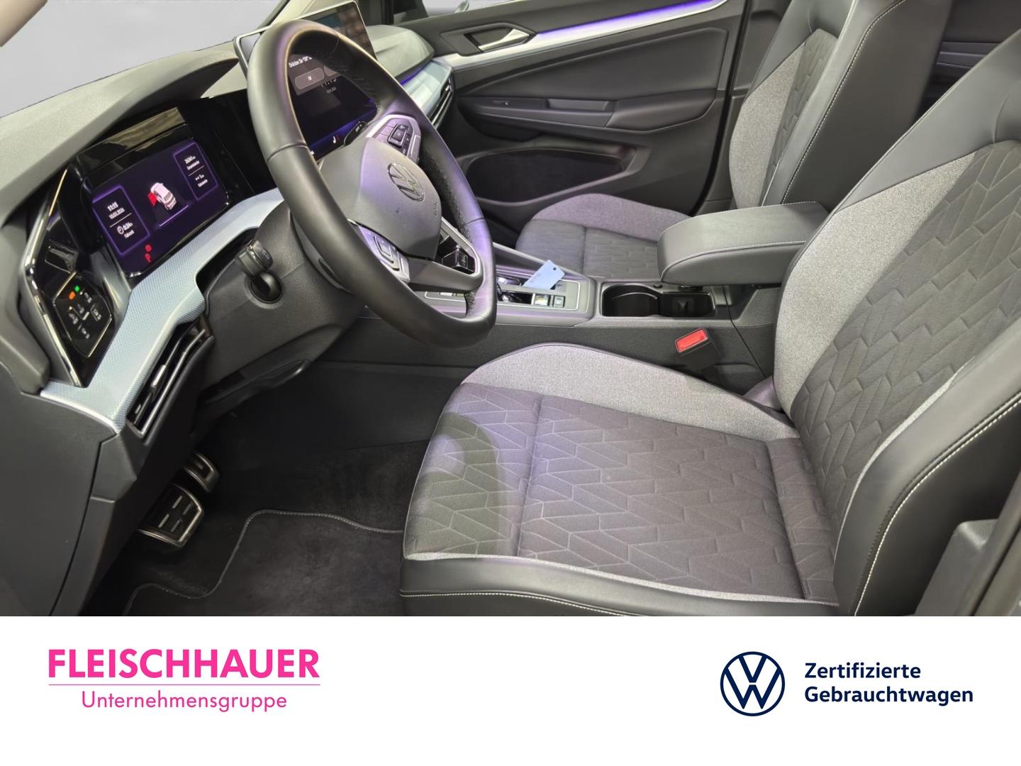 Volkswagen Golf 1.5 eTSI Golf VIII Life