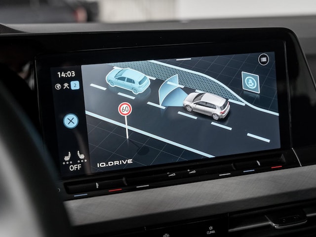 Volkswagen Golf 2.0 TDI DSG Golf VIII