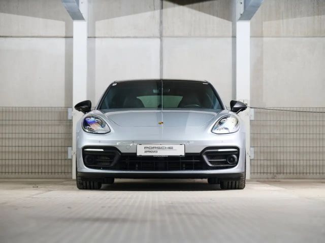 Porsche Panamera 4 E-Hybrid
