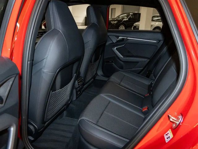 Audi A3 35 TFSI S-Line S-Tronic Sedan