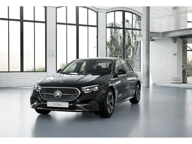 Mercedes-Benz E 220 4MATIC E 220 d Sedan