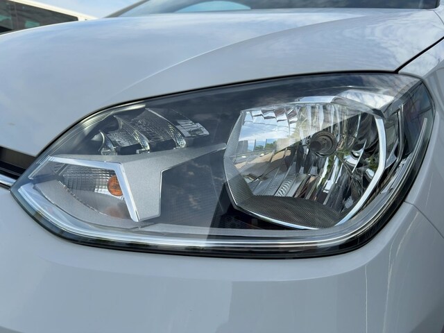 Volkswagen up! Move Move up!