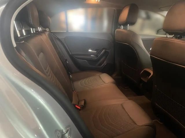 Mercedes-Benz A 200 Style