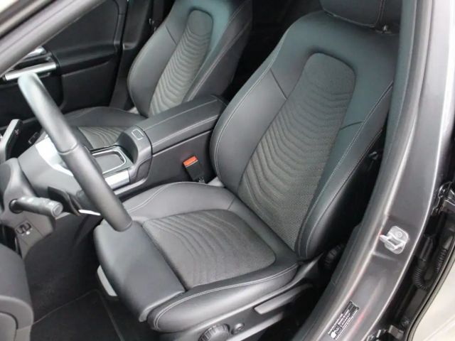 Mercedes-Benz B 220 4MATIC Progressive