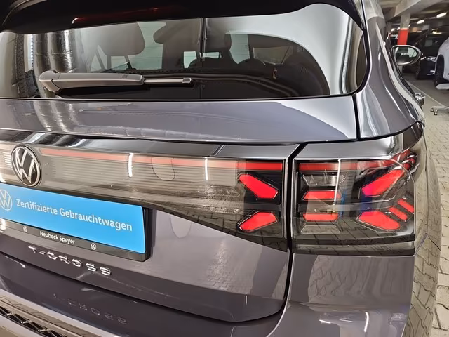 Volkswagen T-Cross IQ.Drive R-Line