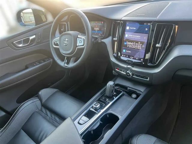 Volvo XC60 AWD R-Design