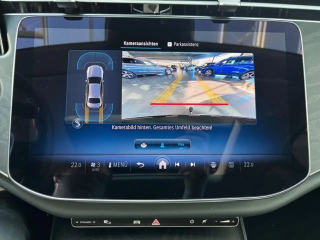 Mercedes-Benz E 200 AVANTGARDE Sedan