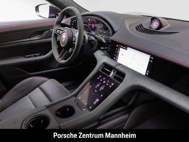 Porsche Taycan GTS Sport Turismo