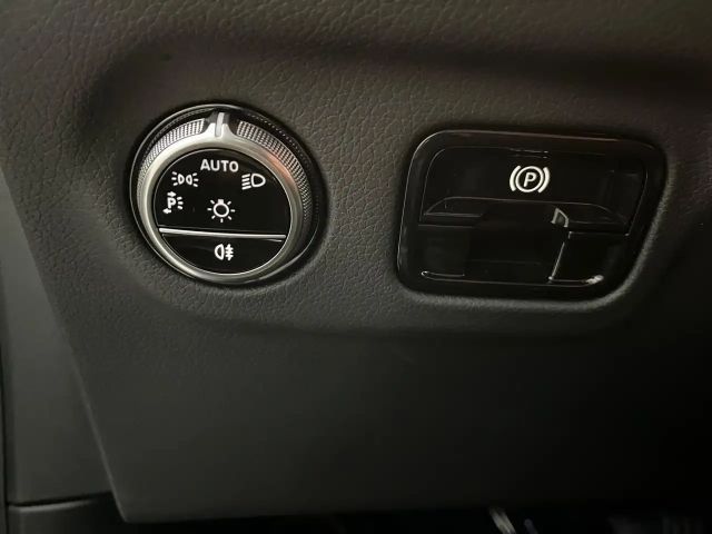 Mercedes-Benz EQE 350 Electric Art Sedan