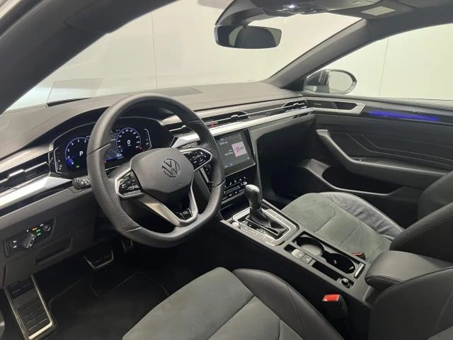 Volkswagen Arteon 2.0 TSI DSG R-Line