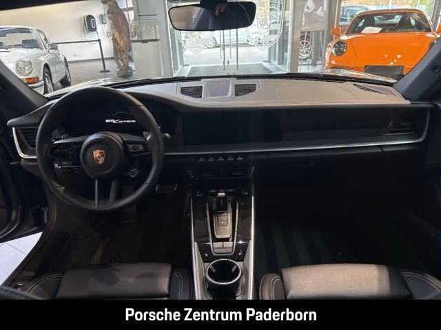 Porsche 992 Carrera Coupé