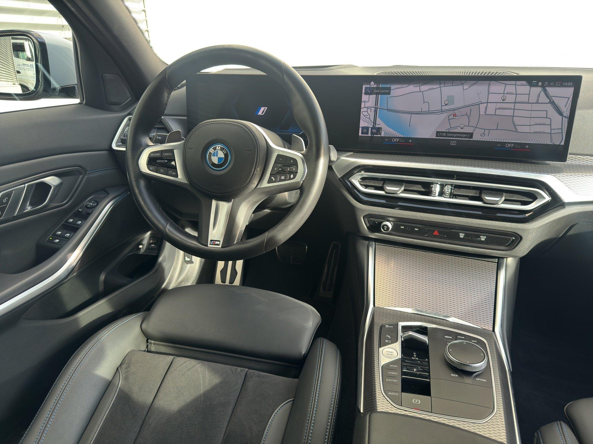 BMW 330 330e Touring