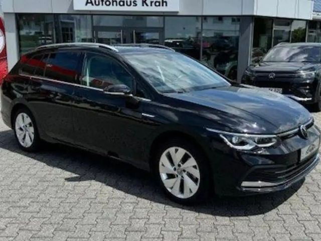 Volkswagen Golf 1.5 eTSI DSG Style Variant