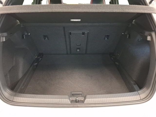 Volkswagen Golf 2.0 TSI Golf VIII