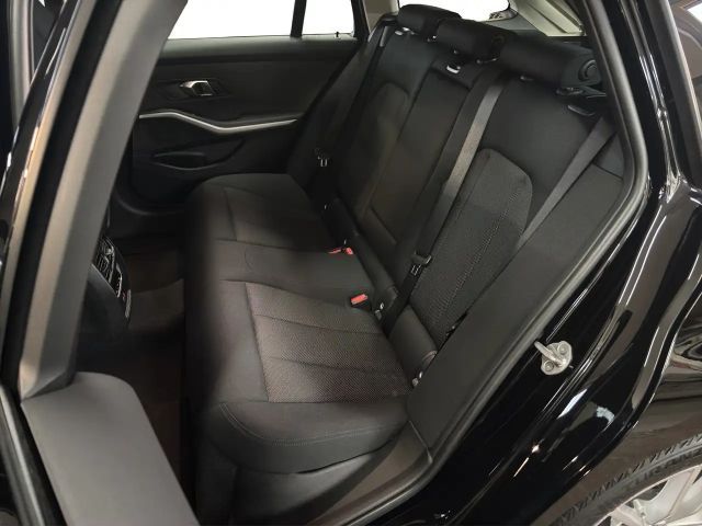 BMW 318 318i Touring