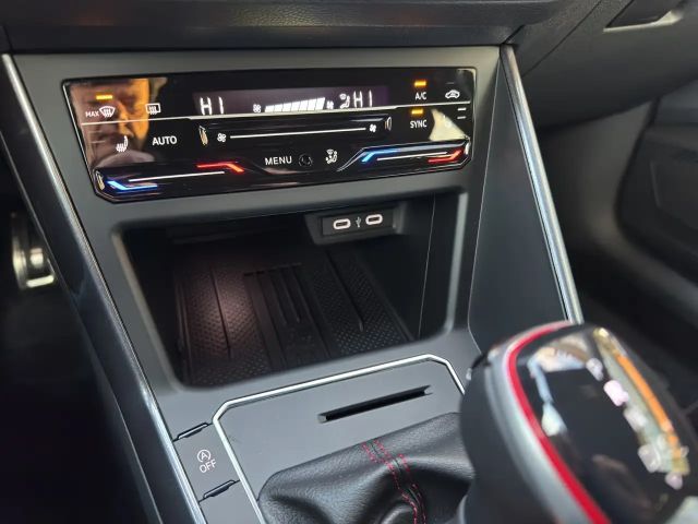 Volkswagen Polo 2.0 TSI DSG GTI