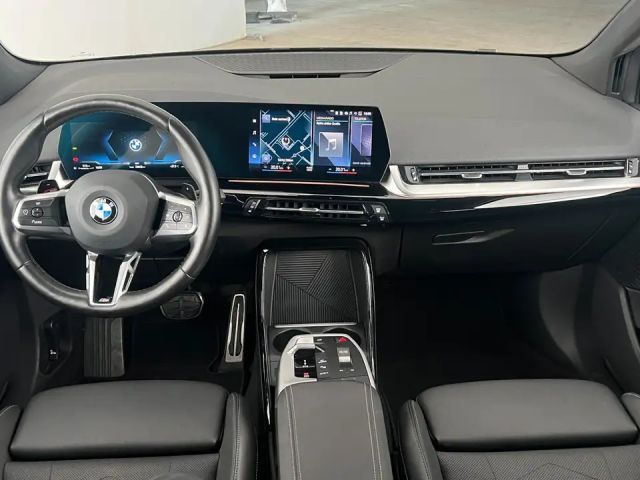 BMW 220 220i Active Tourer Sedan