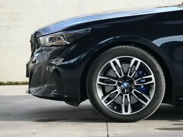 BMW i5 M-Sport Sedan eDrive40
