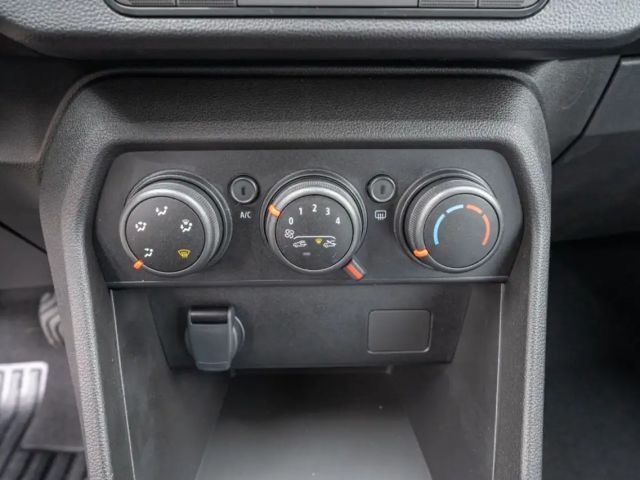 Dacia Sandero Essential TCe 90