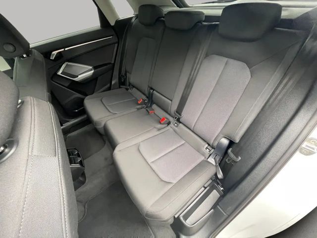 Audi Q3 35 TFSI S-Line
