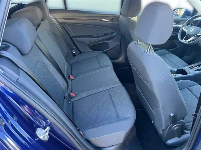 Volkswagen Golf 1.5 eTSI DSG Life