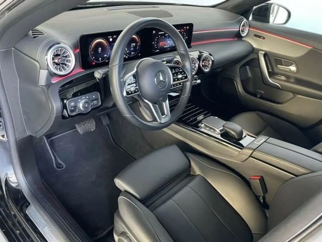 Mercedes-Benz CLA 250 CLA 250 e Coupé
