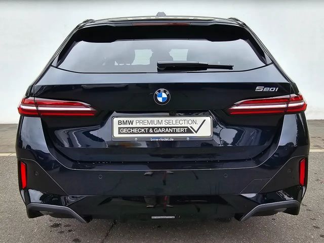 BMW 520 520i M-Sport Touring