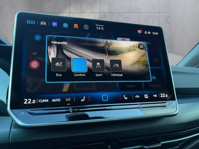 Volkswagen Golf DSG Sport