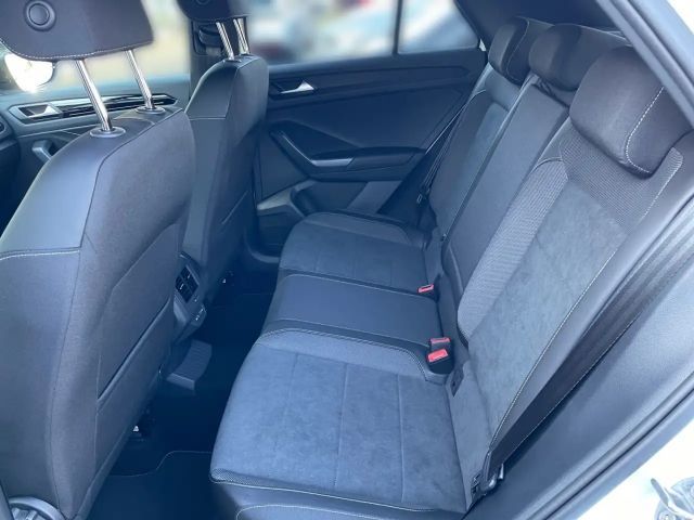 Volkswagen T-Roc 1.5 TSI DSG R-Line