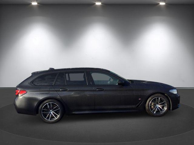 BMW 540 540i Touring xDrive