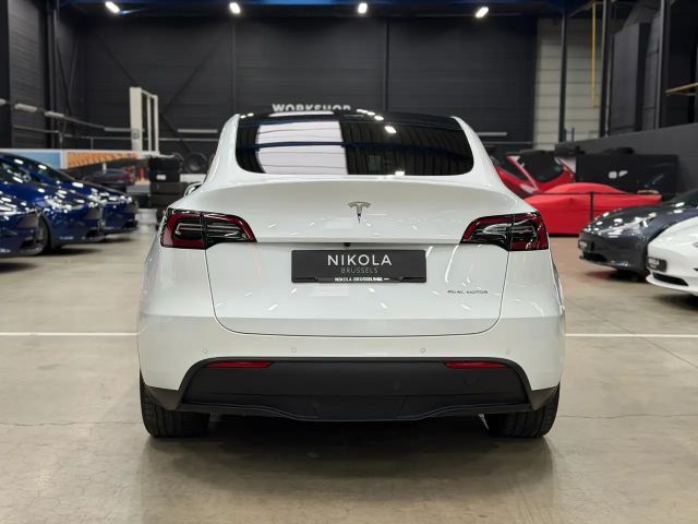 Tesla Model Y AWD Long Range