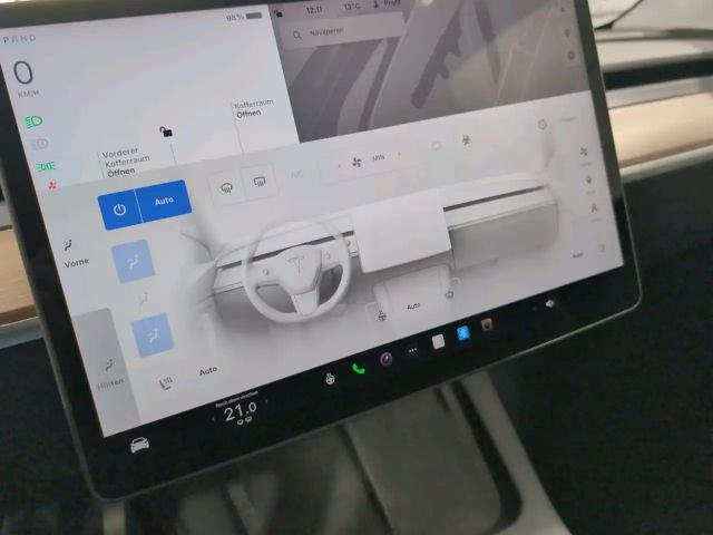 Tesla Model Y AWD Dual Motor Performance