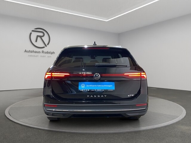 Volkswagen Passat 1.5 eTSI DSG Variant